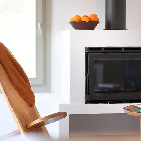 Themis Homes سكيروس